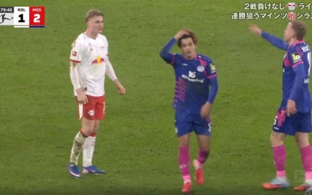 「無視してるw」佐野海舟にブチギレ！ 驚異の“ボール奪取”→相手FWがイライラしてぶん投げる「強いな」「頼もしすぎる」