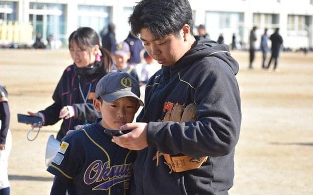 小学生の投球動作、AIはどう採点する？　高校生が試行した“最新ツール”との共存