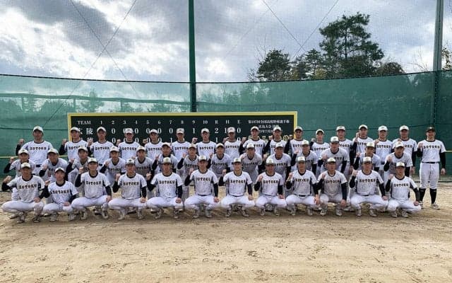 【高校野球】センバツに出場する名門・崇徳はなぜ甦ったのか　グラウンドも、寮も、意識も変えた再建の日々