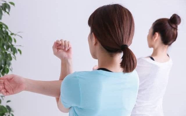 スマホ疲れにも効く！理学療法士直伝！体幹＆骨盤ケア〜肩甲骨トレーニング編〜