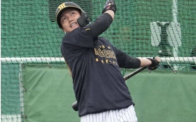 「ちょっと見てみたいな」球界OBが阪神キャンプで注目株にあげた24歳右のロマン砲　レフト枠にも「よかったら上がってくる可能性もある」野手転向で初の春季キャンプ