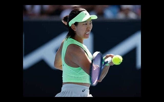  内島萌夏 フルセットで屈し初戦敗退 