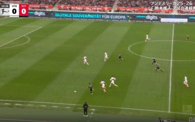 「どんだけドリブルするん？」鈴木唯人、目を疑う“まさかの光景”「速すぎ！」70メートル縦断“超高速キャリー”にスタジアム騒然「代表復帰確定」