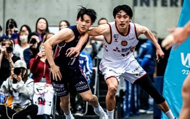 横浜BCの佐藤凪がB1公式戦ホームデビュー「次はもっと長くプレーできるように」