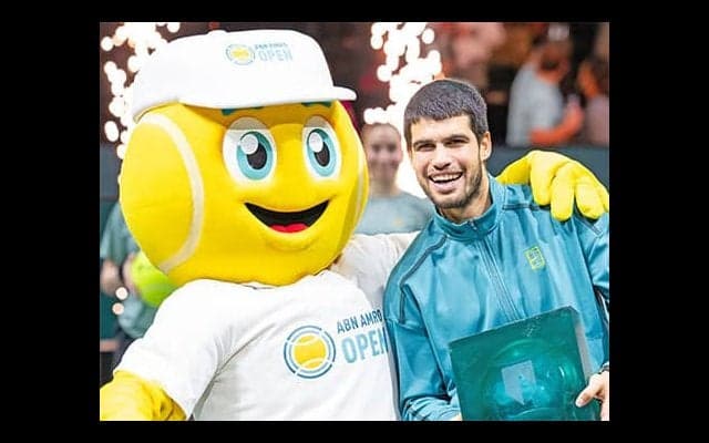  アルカラス、タイトル防衛見送り 