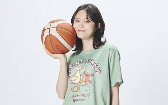 『BFIVE』が彩雪とのモデル契約更新を発表…元バスケ部顧問の経歴を活かしブランドを体現