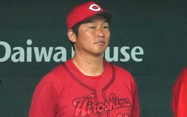 「誰かと思ったら」現れた“大物”に騒然　広島キャンプに熱視線…SNS興奮「熱すぎる」