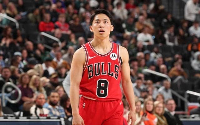 河村勇輝が5得点5リバウンド7アシスト2スティール…9人で戦ったブルズはバックスに黒星