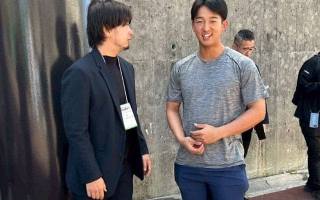三嶋一輝が燕キャンプ視察で“ドラ1後輩”にエール　ヤクルト先発陣で「チームを引っ張っていける」と期待した右腕の名前とは