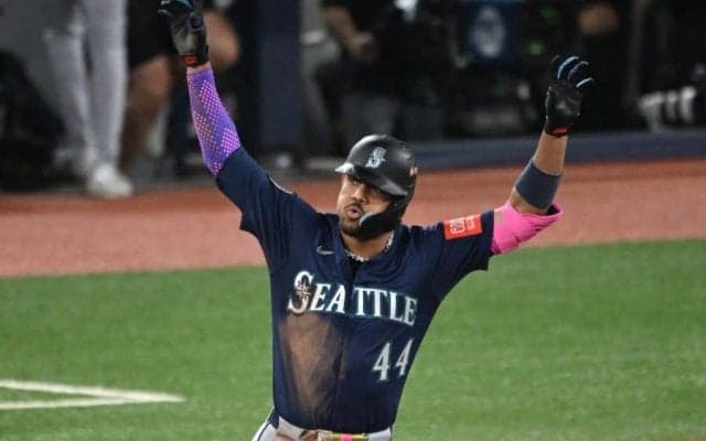 昨季は9万円転売も…ワンピースコラボに騒然　発表された“企画”に日米熱狂「イケてる」