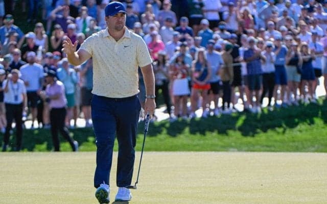 今季1勝のゴッターアップが暫定首位　名物ホールでバーディ「年に一度の特別な雰囲気」