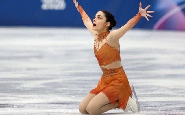 「起きないように願うものだけど…」フィギュア団体女子SPで“トラブル”発生も「対処法を心得ている」【冬季五輪】