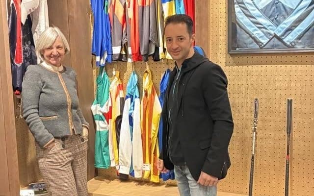 駐日フランス大使が「CL Fashion ＆ Cafe」を訪問 ルメール騎手とも対面