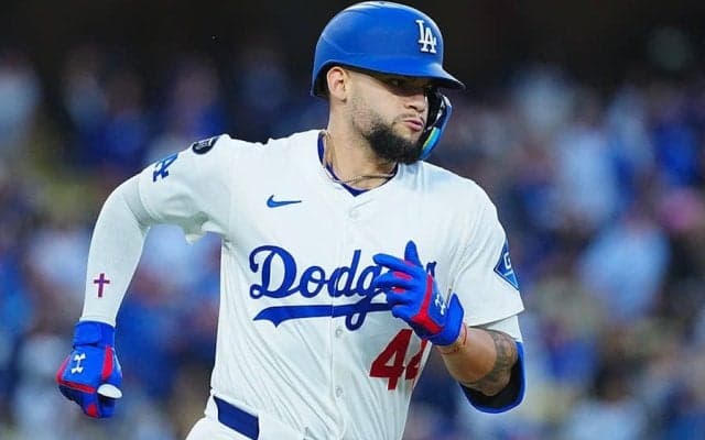 大谷の練習中に…突然現れたド軍野手が「誰？」　衝撃の近影が「大学生の兄貴」