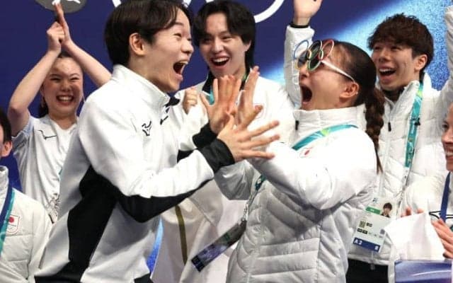 「完璧に近い」「これがエース」鍵山優真の“神がかった”SPに興奮冷めず　マリニンに10点差は「個人戦にも大きな希望」【冬季五輪】