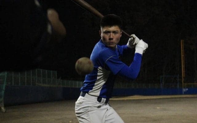 中日4位の高卒ルーキーが驚異の逆方向弾！ファンも絶賛