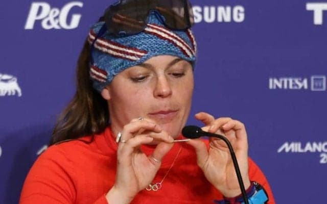 「ジャンプしないで！」不満噴出のパリに続き、再び“劣化問題”が浮上　滑降Vの米女子選手がメダル破損を報告「こんなに早く壊れるのは稀」【冬季五輪】