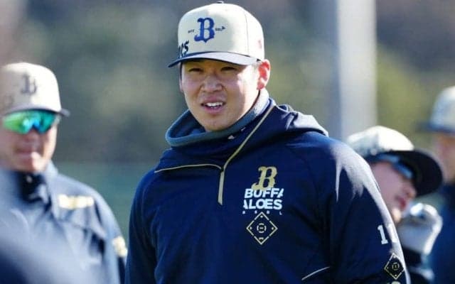 190cmなのに「ちっちゃく見える」　オリで“異常現象”…起こったバグにネット騒然