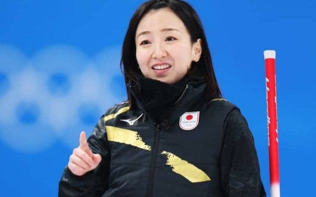 「破壊力えぐい」ロコ・ソラーレ藤沢五月の“ホワイトコーデ”にネット衝撃「別人やん」「女優さんかと」【冬季五輪】