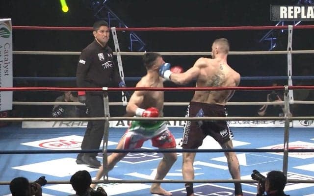 「うわぁ…失神」魔裟斗、驚きの“一撃”失神KO 未知の巨人がK-1重量級の主力を左フックで打ち抜く