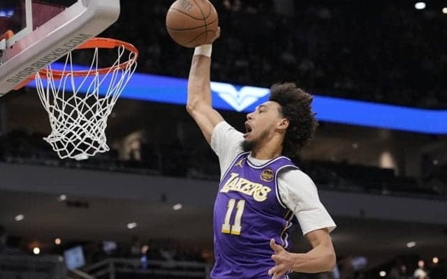 レイカーズのビッグマン、ジャクソン・ヘイズら4選手がスラムダンクコンテストへ参戦