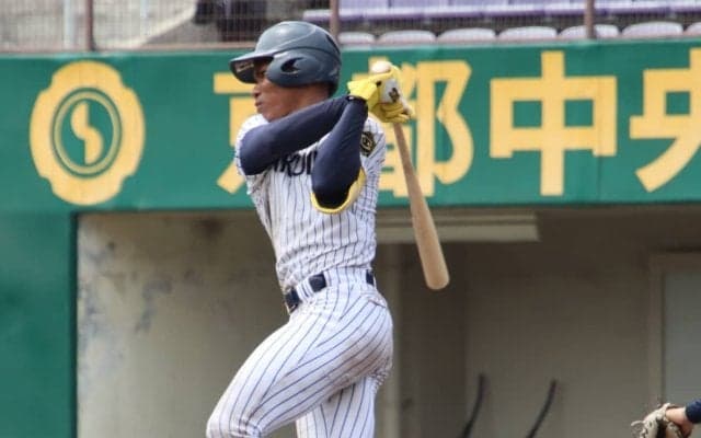 新庄監督も絶賛！日本ハムドラフト2位のエドポロが4番スタメンで2安打の衝撃デビュー！
