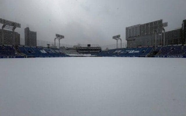 芝生ゼロから一転…たった1日で戻った“日常”　変幻自在のヤクルト本拠地「素敵」