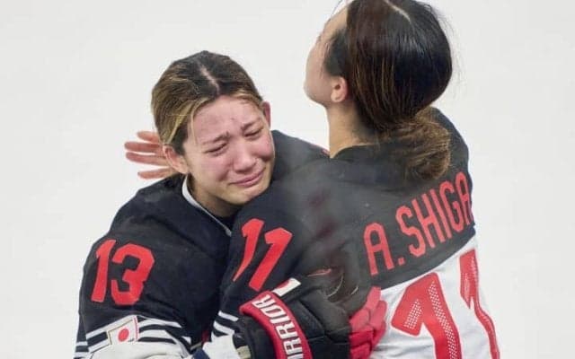 「完全アウェーの壁は厚かった」崖っぷちでも諦めない　スマイルジャパンに残された“奇跡への条件”【冬季五輪】