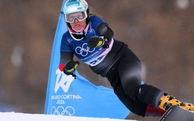 「努力すれば、年齢は問題じゃないの」52歳で決勝Tへ　“限界なんてない”を証明した最年長ボーダーの痺れる言葉「ベスト16よ？悪くないわ」【冬季五輪】