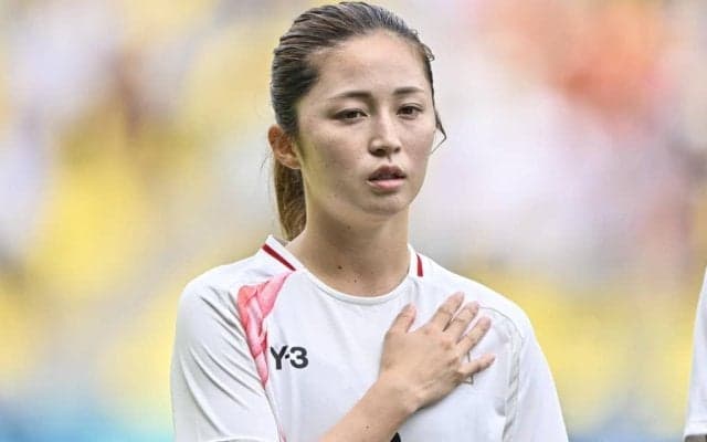 ｢お姉さんも美人なんだよな〜｣清水梨紗がリバプール現地観戦“姉＆甥っ子”との｢忘れられない思い出｣を報告！｢かわいいい｣ スリーショット＆エスコートシーン公開