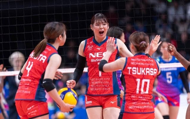 SVリーグ女子　NEC川崎とSAGA久光の首位攻防戦は1勝1敗　東レ滋賀が連敗をストップ