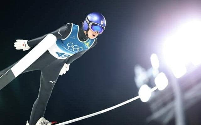 小林陵侑、連覇逃して8位　「良いジャンプを見せられた」が…