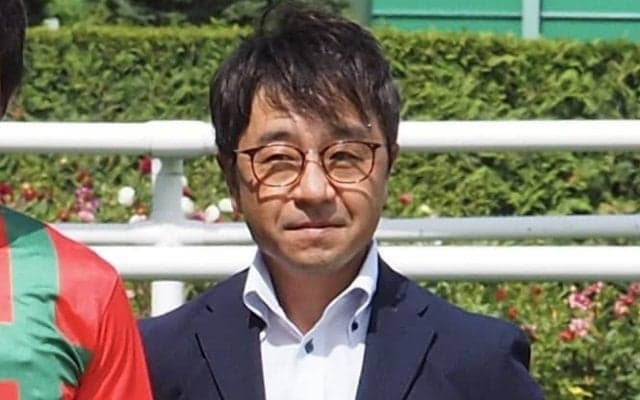 菊沢隆徳調教師がJRA通算300勝を達成