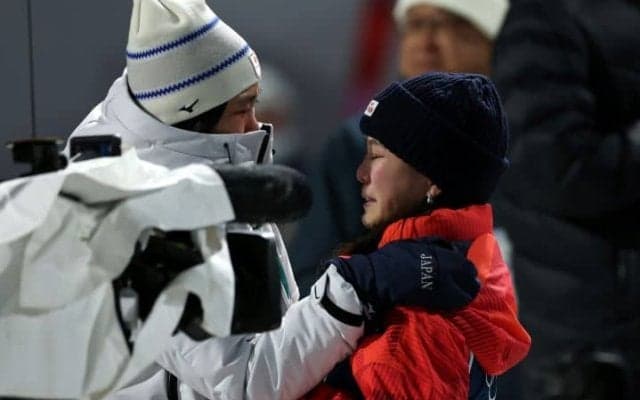 「沙羅ちゃんの涙に、私も涙が止まらない」銅メダルに早朝の“列島歓喜”…「こちらまで嬉しくなってくるよ」【冬季五輪】