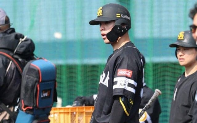 鷹に眠る“逸材”は「めっちゃ魅力」　豪快スイングに感じた貫禄「5位で取れたのデカすぎる」