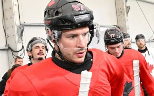 カナダアイスホッケー代表の決断が波紋　選手村ではなく高級ホテル滞在を選択した“億プレーヤー”たちに「自惚れている」と批判の声【冬季五輪】