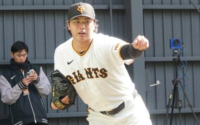 巨人“新顔”左腕が「目立ってる」　現ドラ移籍の22歳が衝撃の1回3K「開幕1軍ある？」