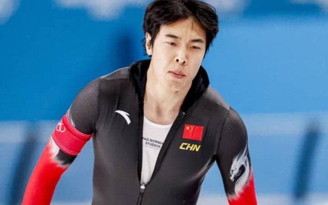 「廉子文はレーンの外側に出て攻撃的な動きを取った」会場騒然、スピードスケート中国選手進路妨害問題を英メディアも報道「オランダのスターにとって悲劇が続いた」