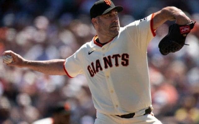 モデル妻がうっとり…「10点満点の美女」　266勝右腕の振る舞いが「ロマンティック」