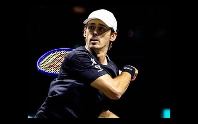  ワウリンカ下しフェデラーに並ぶ記録 