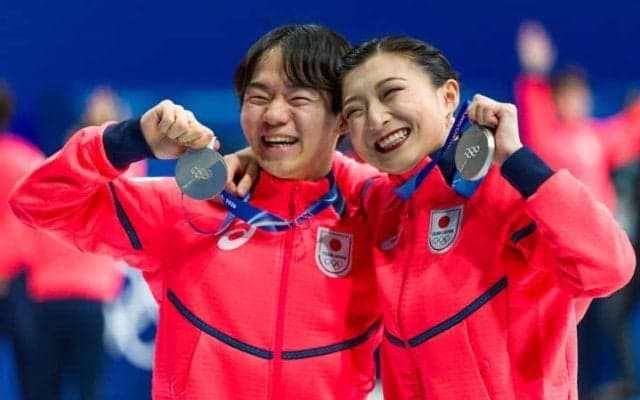 坂本花織の「包み込むハグ」…完全に“おかん”でほっこり　素敵な関係性に感動の声続々【冬季五輪】