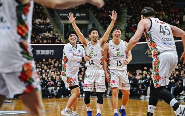 琉球、岸本が残り1秒で逆転V弾決め3連勝…A千葉との“B1初対戦”を劇的展開で制す