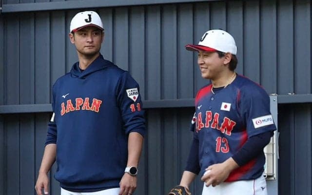 連日の“ダル塾”開講　宮城、隅田らブルペン入りで熱視線…合流2日目も際立つ存在感