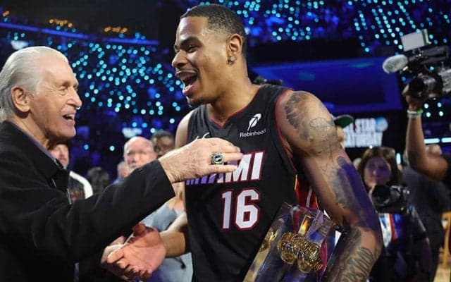 キーシャド・ジョンソンが逆転優勝でダンク王に…“親子制覇”狙ったリチャードソンは1回戦敗退