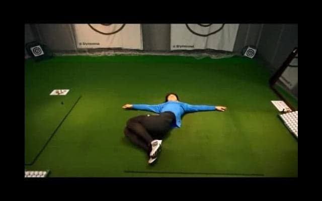 【ゴルフ】捻転差をアップし飛距離を出す方法