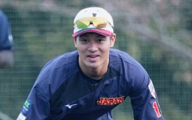 侍合宿で視線釘付け…阪神32歳が「ある意味反則」　“新アイテム”が「かっこよすぎる」
