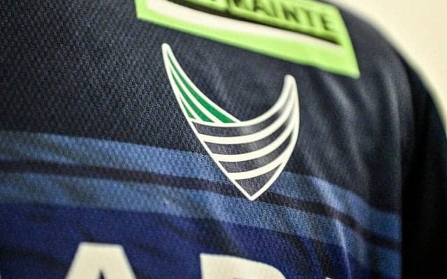 ｢ぇ！ めっちゃいい！｣四国対決が盛り上がるJ2徳島の新グッズ“御朱印ステッカー”にファン大興奮！｢なにこれー!?｣｢面白いアイデアですね｣