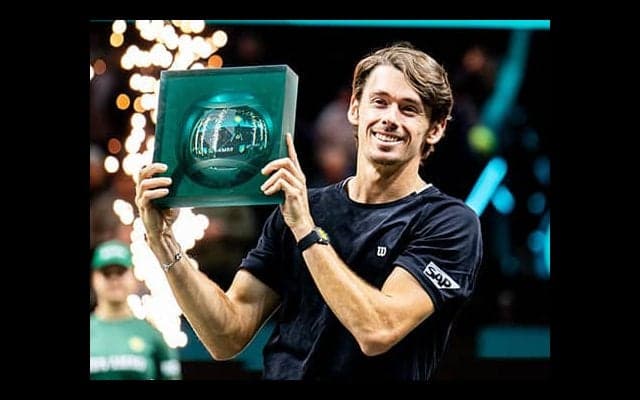  三度目の正直で11勝目「最高」 