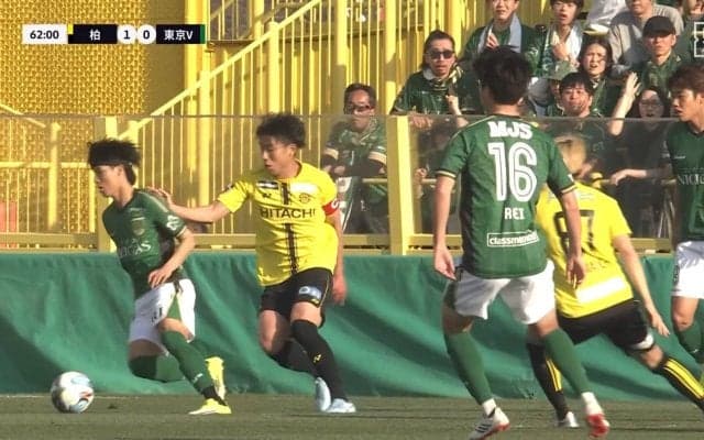 「ありえない」「自爆してんのになんで」当たってなくてもファウル？不可解判定にファン物議「あのレベルの接触で取られるとキツイな」