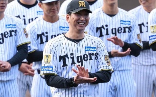 53歳とは思えぬ…阪神元助っ人の“近影”に騒然「イケオジすぎ」「まるで俳優」